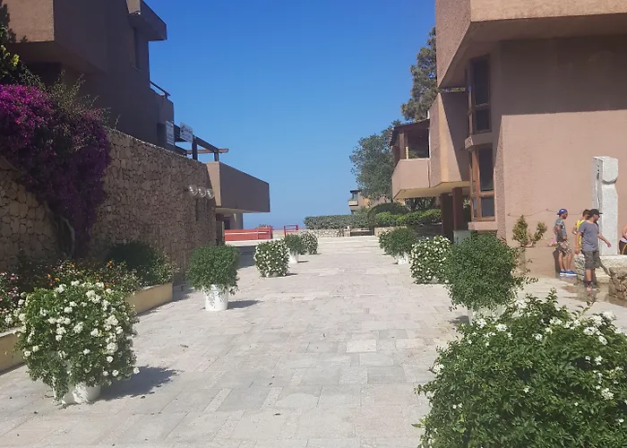 La Corte Smeralda Hotel *